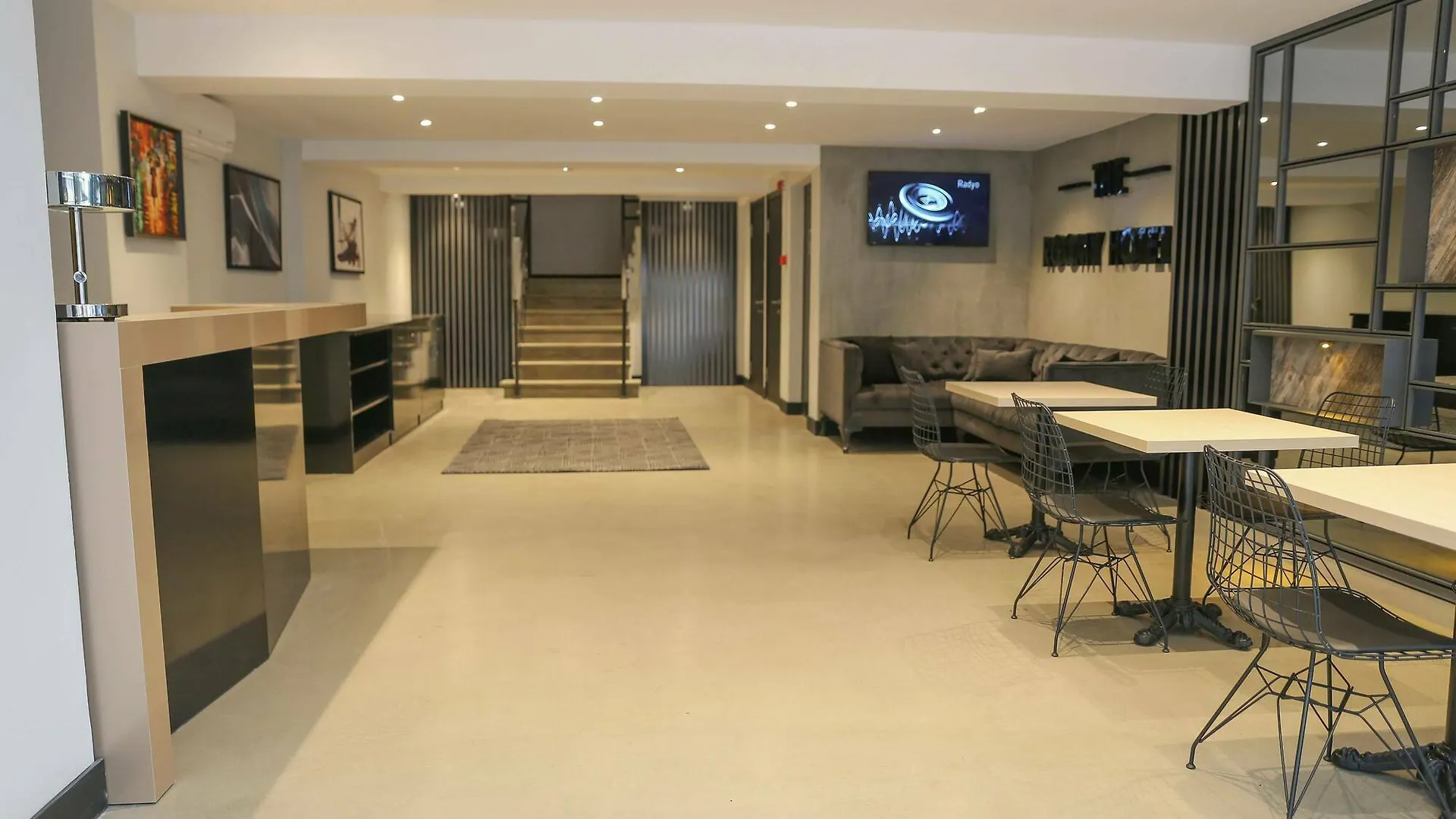 **  The Roomy Hotel Sisli Istanboel Turkije